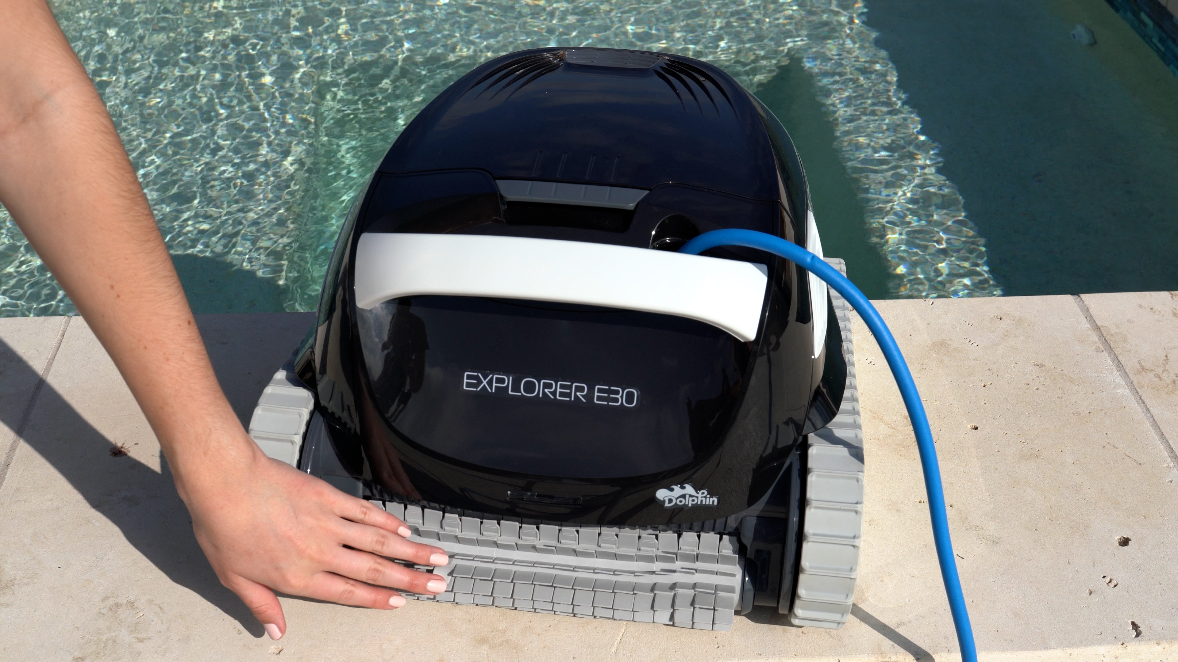 Close look at the Dolphin Explorer E30's cleaning brush