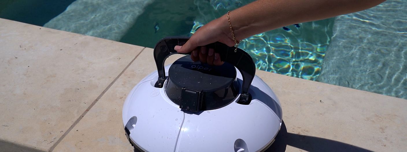 Aiper Seagull 600 Review — tested poolside