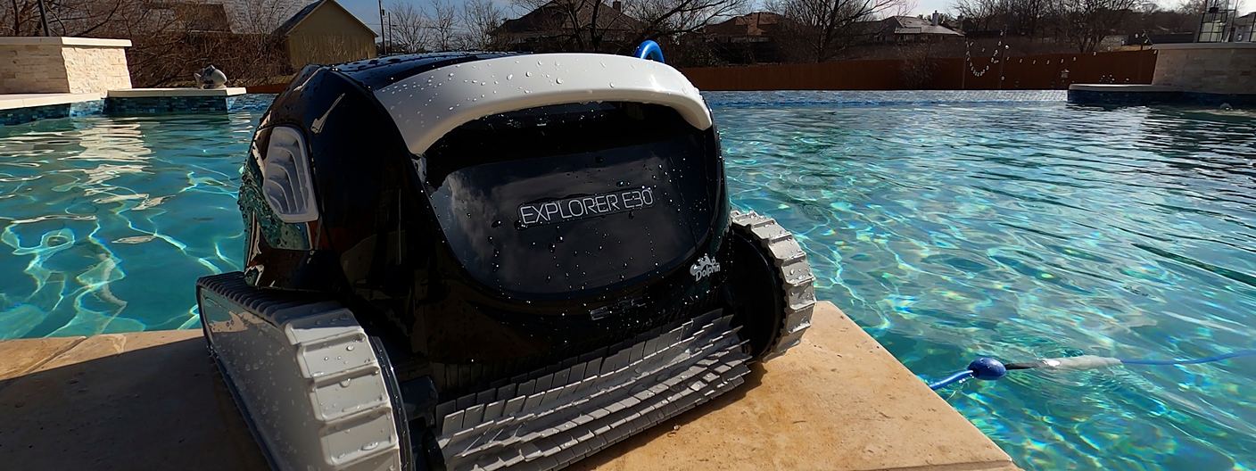 Dolphin Explorer E30 Review — tested poolside