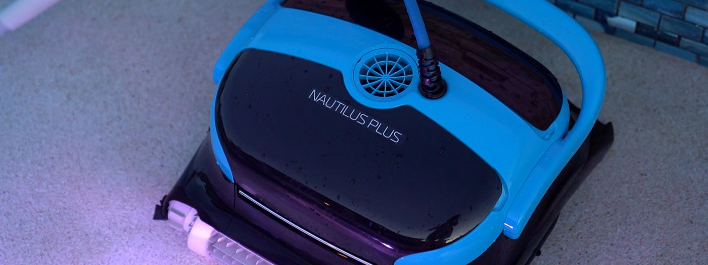 Dolphin Nautilus CC Plus Review — tested poolside