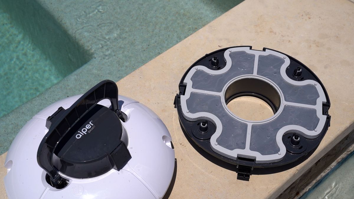 thumbnail image 2 of Aiper Seagull SE Replacement Filter – For Robotic Pool Cleaner 2 of 5