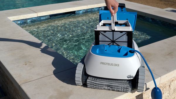 Unloading the debris bin on the Dolphin Proteus DX3