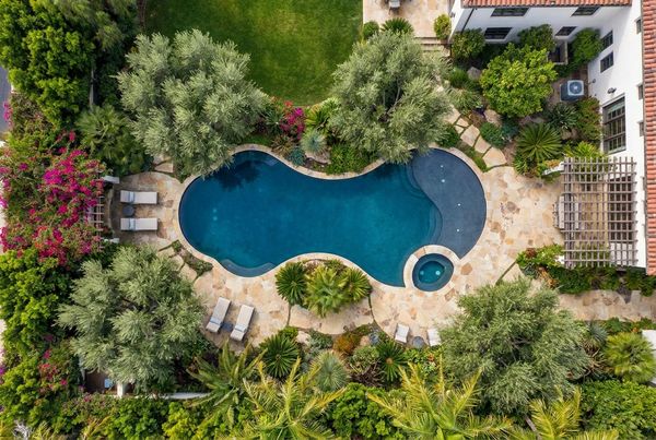 Aerial view of a figure-eight pool with two rounded basins